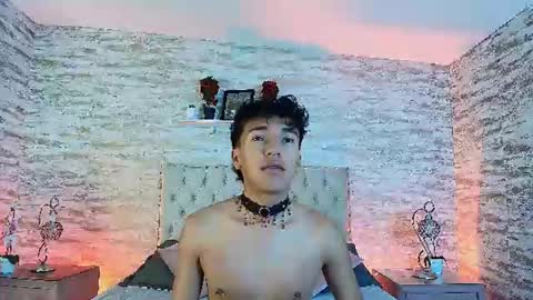 alex_santoss online show from July 2026 11:24:02 AM