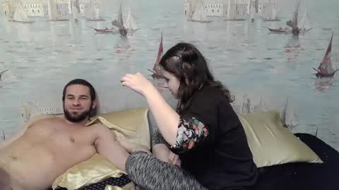 Alex and Sarah online show from December 2024 05:58:02 PM