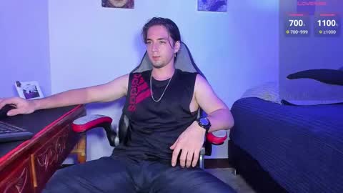 Snapshot of alex_smith0 chatting on October 2025 12:17:02 AM online show from October 2025 12:17:02 AM