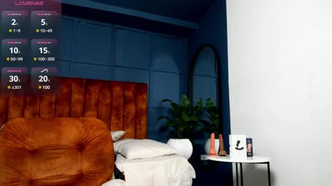 Snapshot of alex_tower chatting on December 2024 07:04:02 PM Alex Towers online show from December 2024 07:04:02 PM