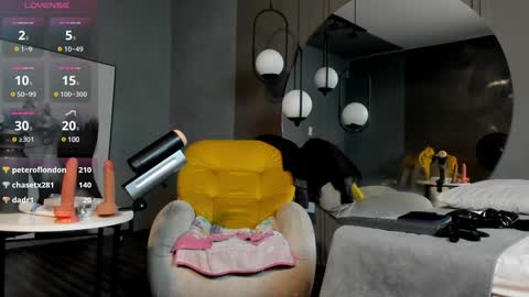 Snapshot of alex_tower chatting on January 2025 09:52:02 PM Alex Towers online show from January 2025 09:52:02 PM