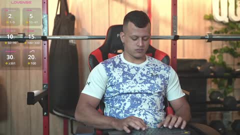 Snapshot of alex_tower chatting on January 2025 07:11:01 PM Alex Towers online show from January 2025 07:11:01 PM