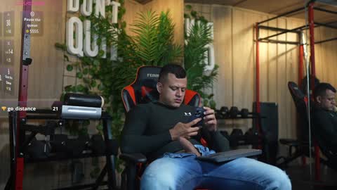 Snapshot of alex_tower chatting on February 2025 10:23:02 PM Alex Towers online show from February 2025 10:23:02 PM