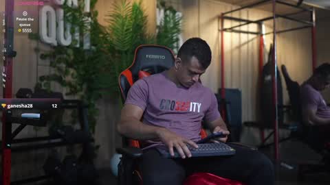 Snapshot of alex_tower chatting on February 2025 10:33:01 PM Alex Towers online show from February 2025 10:33:01 PM