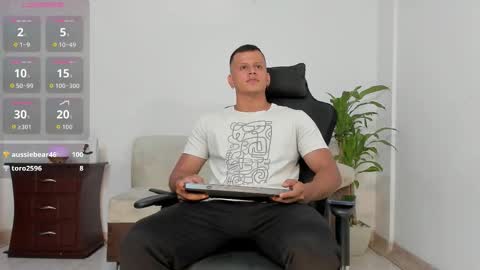 Snapshot of alex_tower chatting on October 2025 11:37:02 PM Alex Towers online show from October 2025 11:37:02 PM