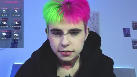 Snapshot of alex_valllley chatting on September 2025 11:10:02 PM Alex Valley online show from September 2025 11:10:02 PM