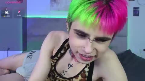 Snapshot of alex_valllley chatting on October 2025 11:12:02 PM Alex Valley online show from October 2025 11:12:02 PM