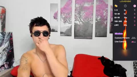 Alex WandHot online show from October 2025 12:05:01 PM