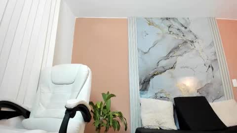 Snapshot of alex_xhunter chatting on December 2025 07:33:02 PM alex_xhunter online show from December 2025 07:33:02 PM