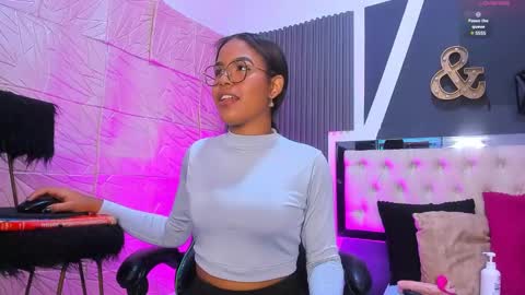 alexa andherson online show from January 2025 12:42:02 PM