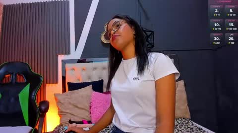 alexa andherson online show from January 2025 07:08:01 PM