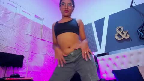 alexa andherson online show from February 2025 07:13:01 PM