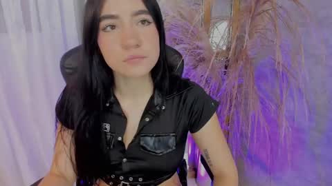 Snapshot of alexa_foxx27 chatting on June 2026 08:14:02 PM alexa_foxx27 online show from June 2026 08:14:02 PM