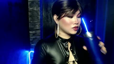 alexa_hansung online show from October 2025 08:44:01 AM