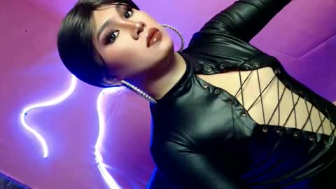 alexa_hansung online show from December 2025 02:34:01 PM