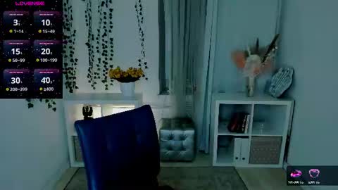 alexa_lexi online show from June 2026 10:49:02 AM