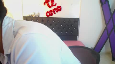alexa_sax online show from February 2025 10:04:02 AM