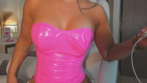 Snapshot of alexa_tobar chatting on February 2025 03:12:02 AM alexa_tobar online show from February 2025 03:12:02 AM