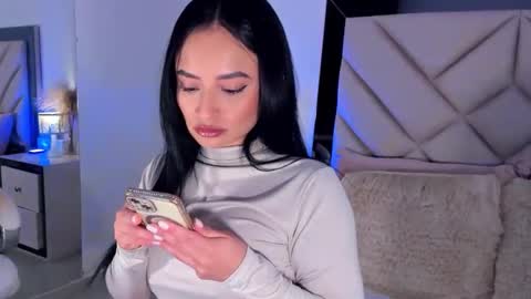 alexa_tobar online show from May 2026 10:16:02 PM