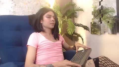 Snapshot of alexaa_carter chatting on December 2025 08:32:02 AM Alexa online show from December 2025 08:32:02 AM