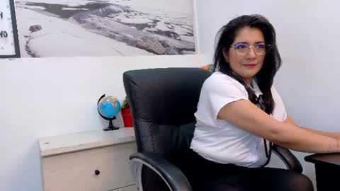 Alexaa sanz online show from July 2026 06:05:01 PM