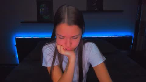 angel online show from October 2025 12:23:01 AM