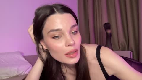 Ember Valentine online show from April 2026 09:23:01 PM