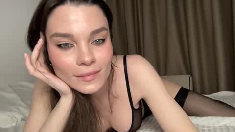 Ember Valentine online show from April 2026 08:02:02 PM