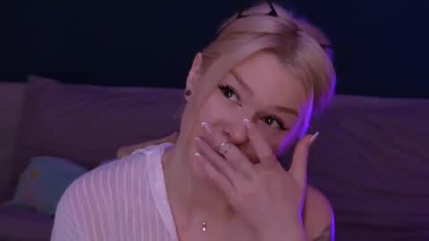 Snapshot of alexamason chatting on March 2025 07:32:02 AM Alexa Mason online show from March 2025 07:32:02 AM