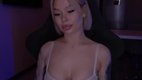 Snapshot of alexamason chatting on November 2025 02:44:01 AM Alexa Mason online show from November 2025 02:44:01 AM