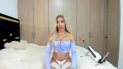 alexamcqueen online show from July 2026 10:12:01 PM