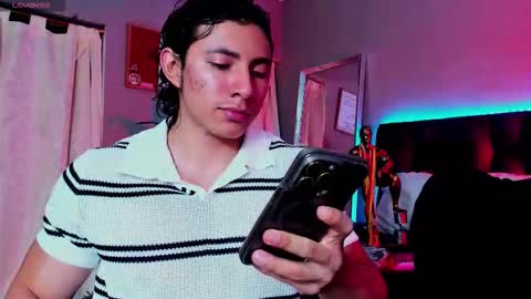 Alex online show from December 2025 01:21:02 AM