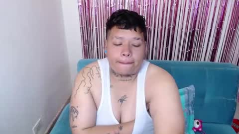 Snapshot of alexander_clithot chatting on January 2026 02:19:02 PM alexander online show from January 2026 02:19:02 PM