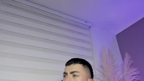 Snapshot of alexander_diiaz chatting on May 2026 12:12:02 PM Alexander Diaz online show from May 2026 12:12:02 PM