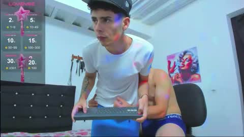 Snapshot of alexander_hot_20 chatting on January 2026 01:21:02 AM alexander_hot_20 online show from January 2026 01:21:02 AM