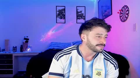 Snapshot of alexanderjaz chatting on September 2025 10:04:02 PM Alexander Jaz online show from September 2025 10:04:02 PM