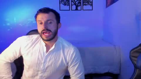 Alexander Jaz online show from June 2026 11:53:01 PM
