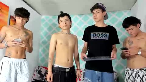 chicos hot online show from December 2024 10:31:01 PM