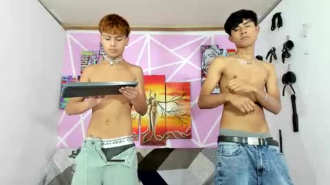 chicos hot online show from January 2025 10:30:02 PM