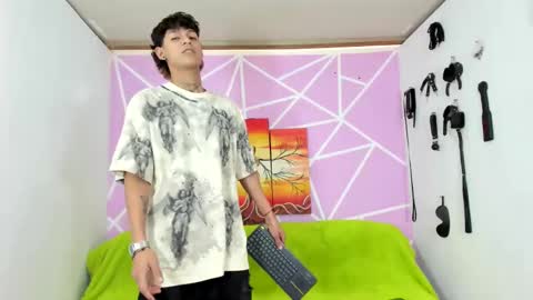 chicos hot online show from January 2025 07:39:01 PM