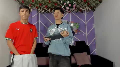 chicos hot online show from February 2026 01:41:01 PM