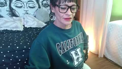 alexandra_jonas online show from May 2026 02:57:01 PM