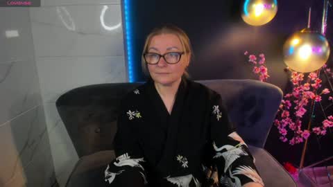 Alexandra online show from January 2025 11:12:01 PM