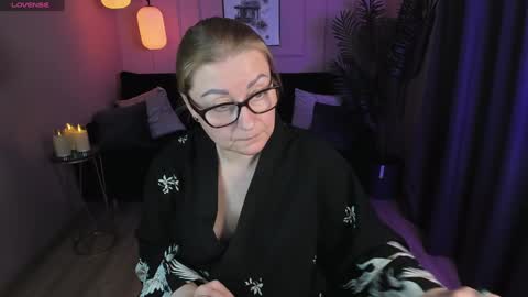 Alexandra online show from January 2025 09:43:01 PM