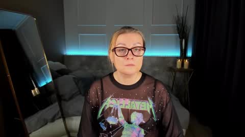 Alexandra online show from February 2025 12:57:02 AM