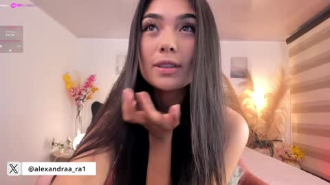 Snapshot of alexandra_ra1 chatting on February 2025 10:13:01 PM Alexandra Rodriguez online show from February 2025 10:13:01 PM