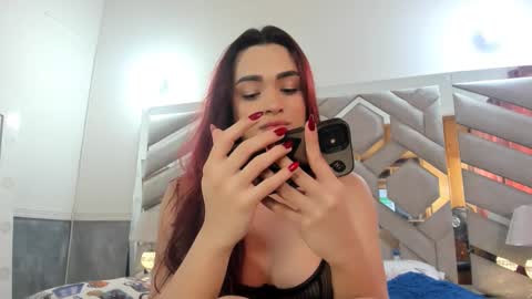 Snapshot of alexandra_wonder69x chatting on September 2025 08:44:02 PM Alexandra ig alexandraax09 online show from September 2025 08:44:02 PM