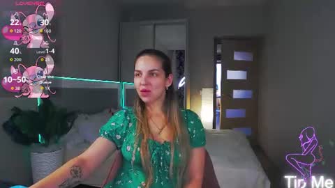Snapshot of alexandracandy chatting on June 2026 12:37:01 PM alexandracandy online show from June 2026 12:37:01 PM