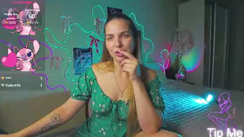 alexandracandy online show from June 2026 03:06:02 PM