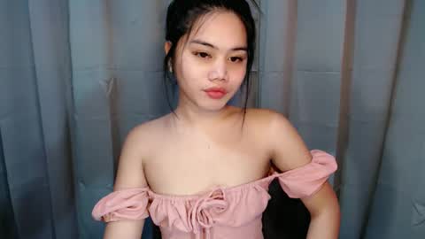 Andrea online show from May 2026 11:28:01 AM